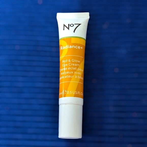 Boots No7 Roll & Glow Eye Cream Radiance+ Eye Roller Undereye Cream Dark Circles - Picture 3 of 7